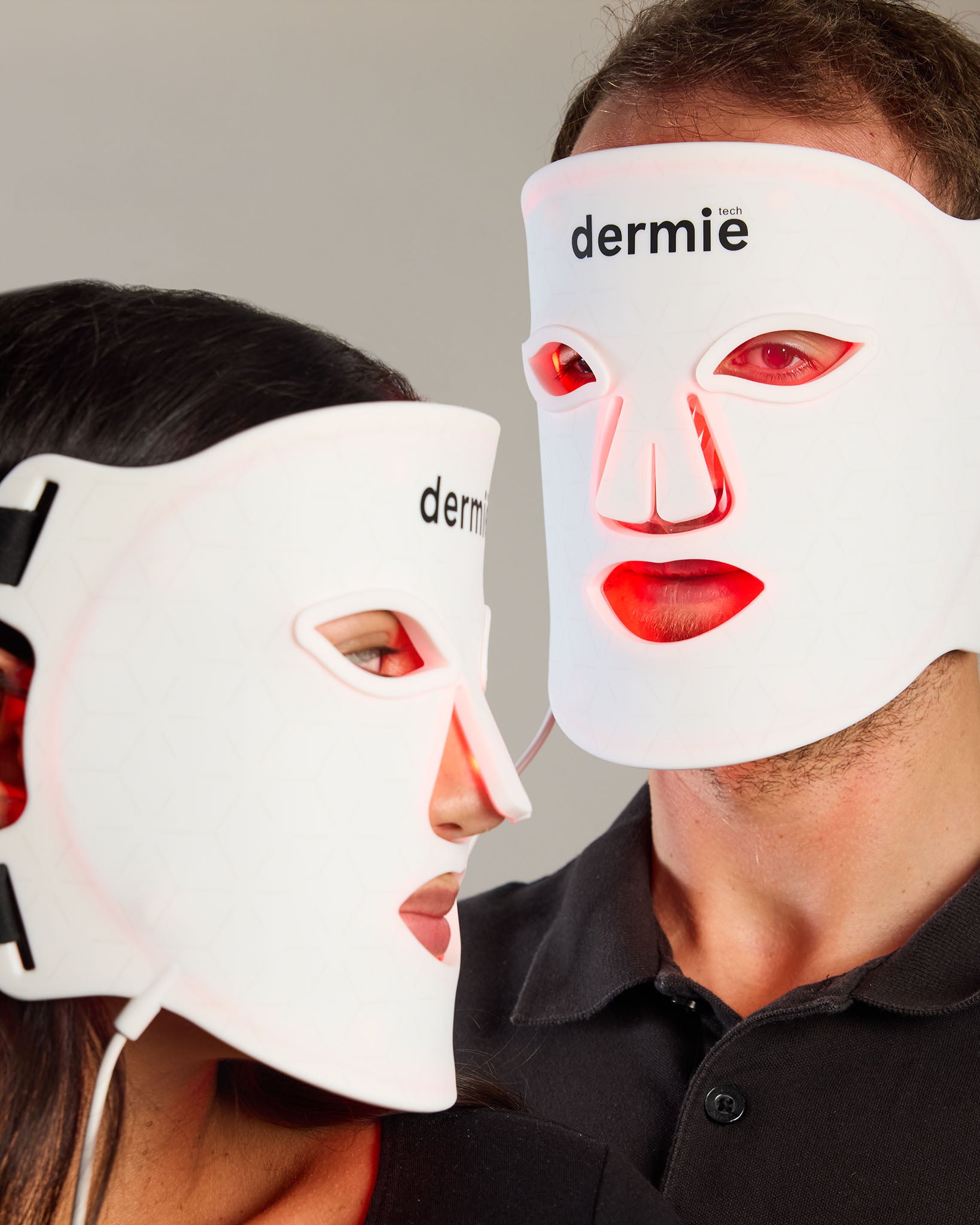 Advanced LED Light Facial & Chest Mask : 240 diodes 4 proven wavelengths